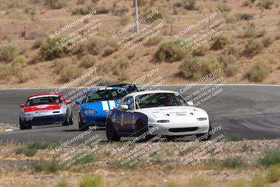 media/Jun-01-2025-CalClub SCCA (Sun) [[eae223c5dd]]/Group 5/Qualifying/